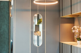 Area colazione hotel con arredamento personalizzato Area colazione hotel con arredamento personalizzato