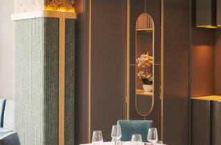 Zona pranzo colazione hotel con arredi personalizzati Zona pranzo colazione hotel con arredi personalizzati