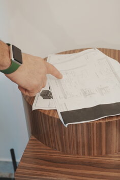 Mobile di studio particolare su misura