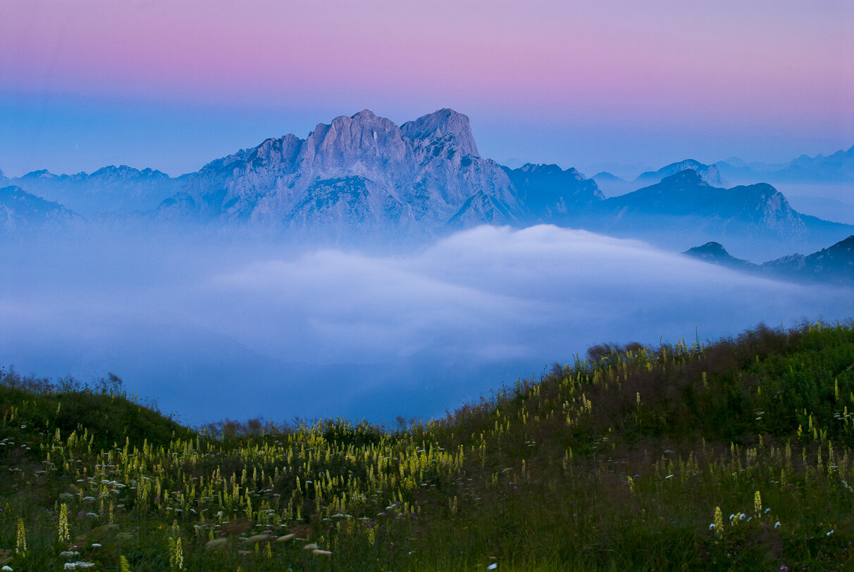 creta grauzaria all'alba
