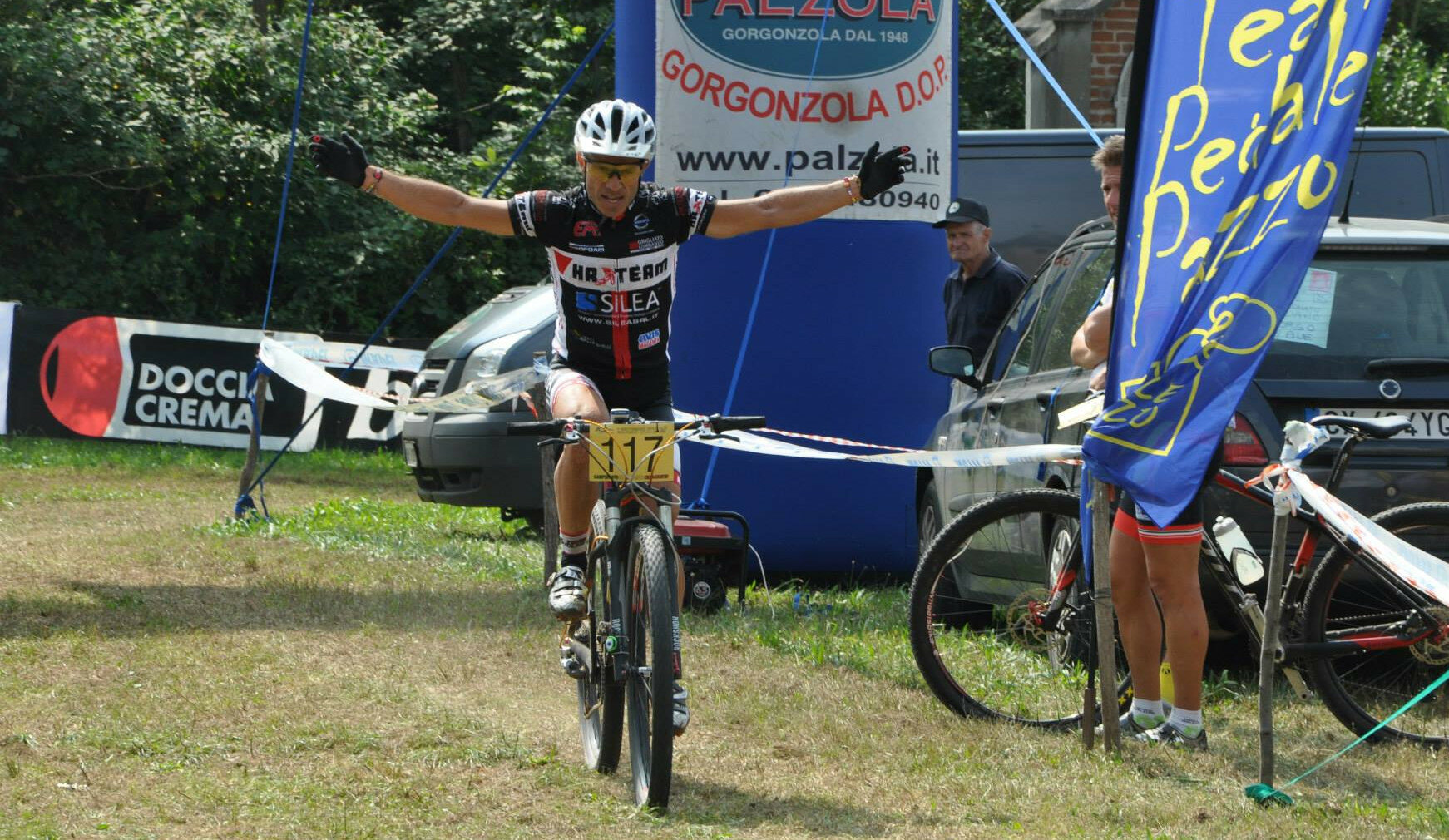 Vero cross country per un entusiasmante ed avvincente Carmelo Cerruto Vero cross country per un entusiasmante ed avvincente Carmelo Cerruto