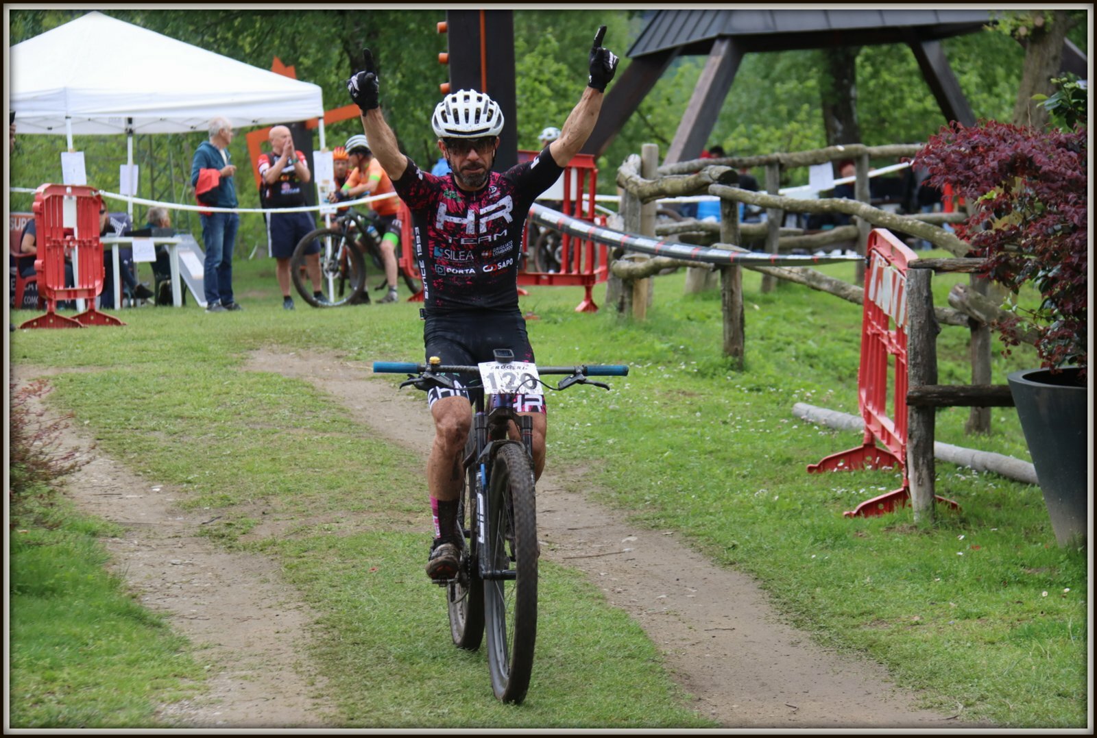 c08b5349de8ed612d01f3fb00e91ea18eda3b72a.jpg c08b5349de8ed612d01f3fb00e91ea18eda3b72a.jpg