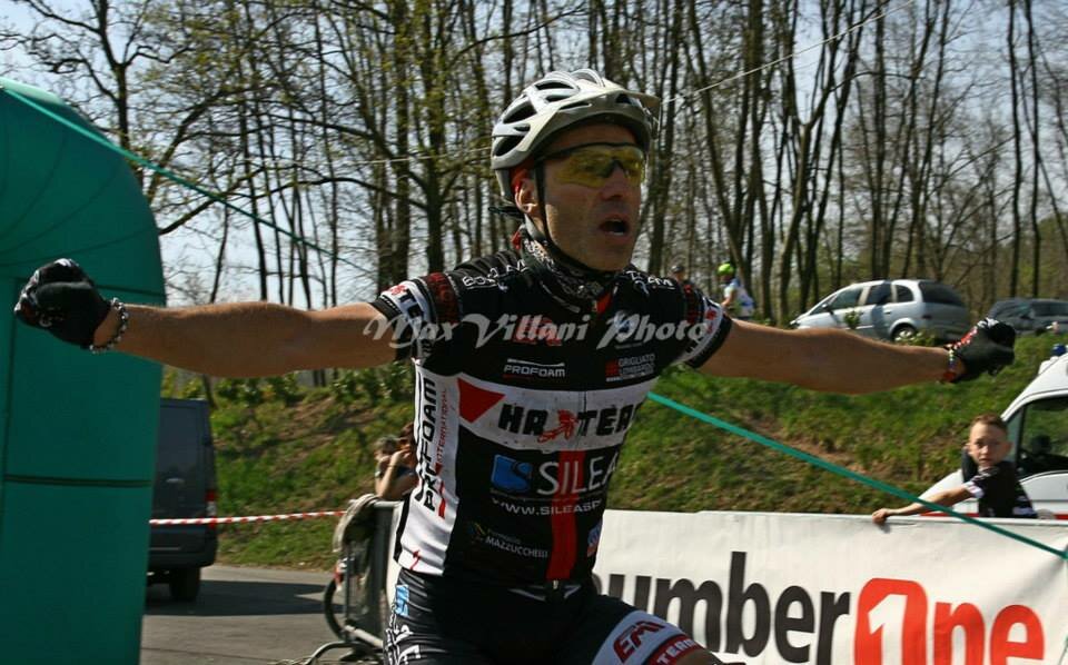 Cerruto vola a Maggiora Cerruto vola a Maggiora