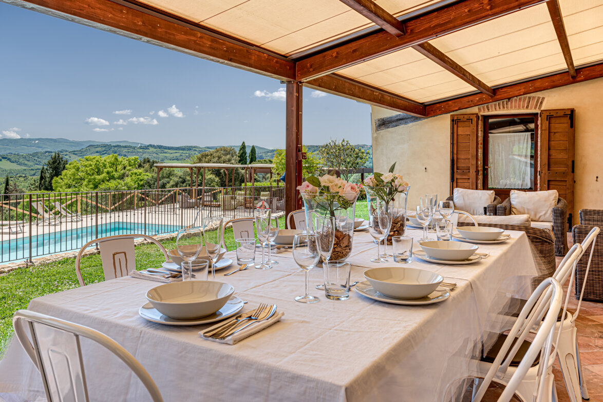 Private swimming pool at night for luxury evening gatherings at the Tuscan villa