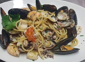 Spaghetti allo scoglio La Veranda sul Mare Spaghetti allo scoglio La Veranda sul Mare