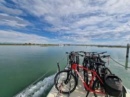 Lignano-Grado in Bici e Barca: Un’avventura tra Laguna e Storia