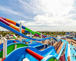 Aquasplash Lignano: Tuffati nel Divertimento allo Stato Puro!