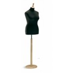 busto-sartoriale-donna-curvy-base-legno-frassino
