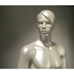 manichino-uomo-scolpito
