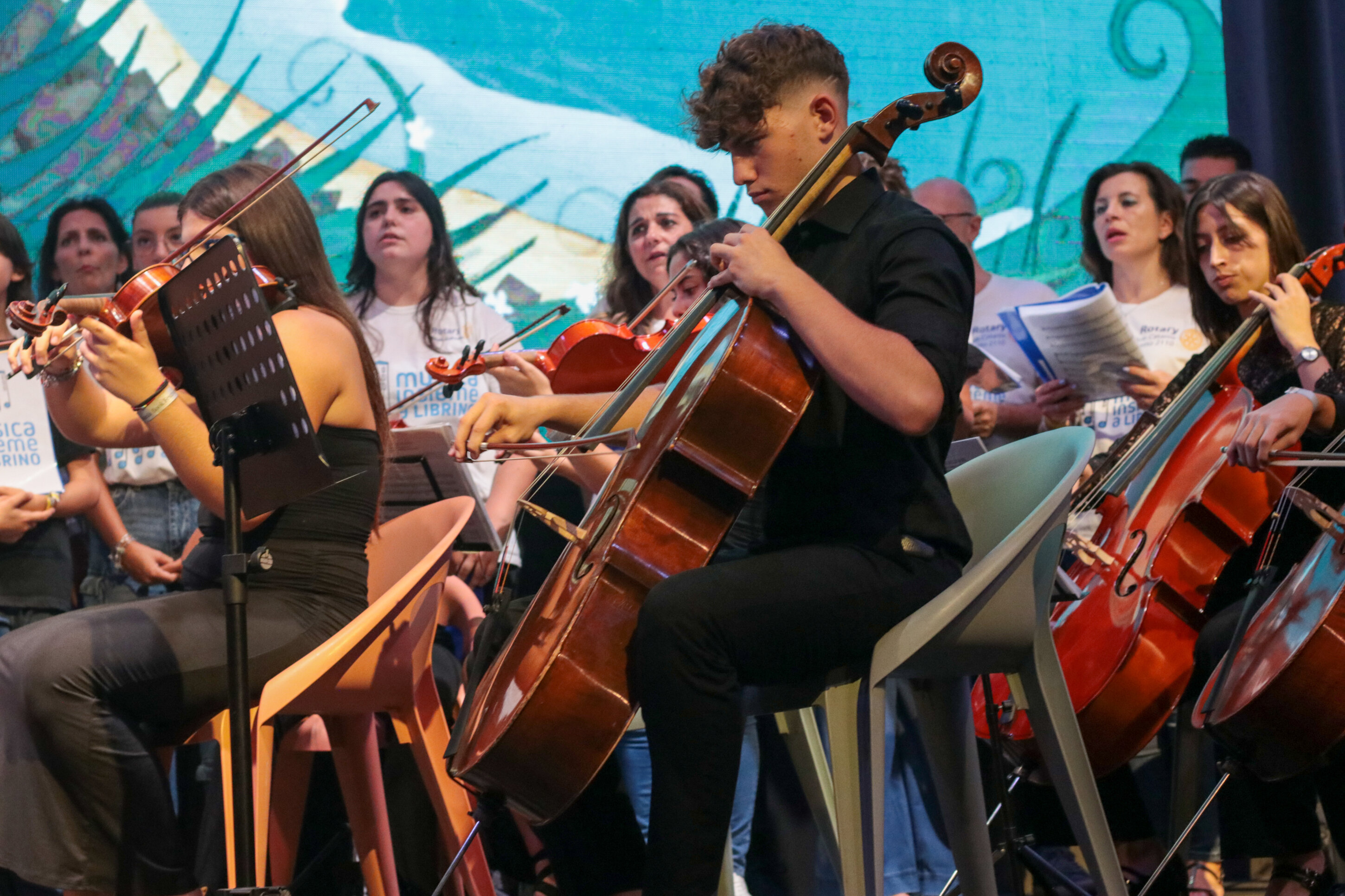 Titolo Esempio Palco Centrale 24 Aprile Titolo Esempio Palco Centrale 24 Aprile
