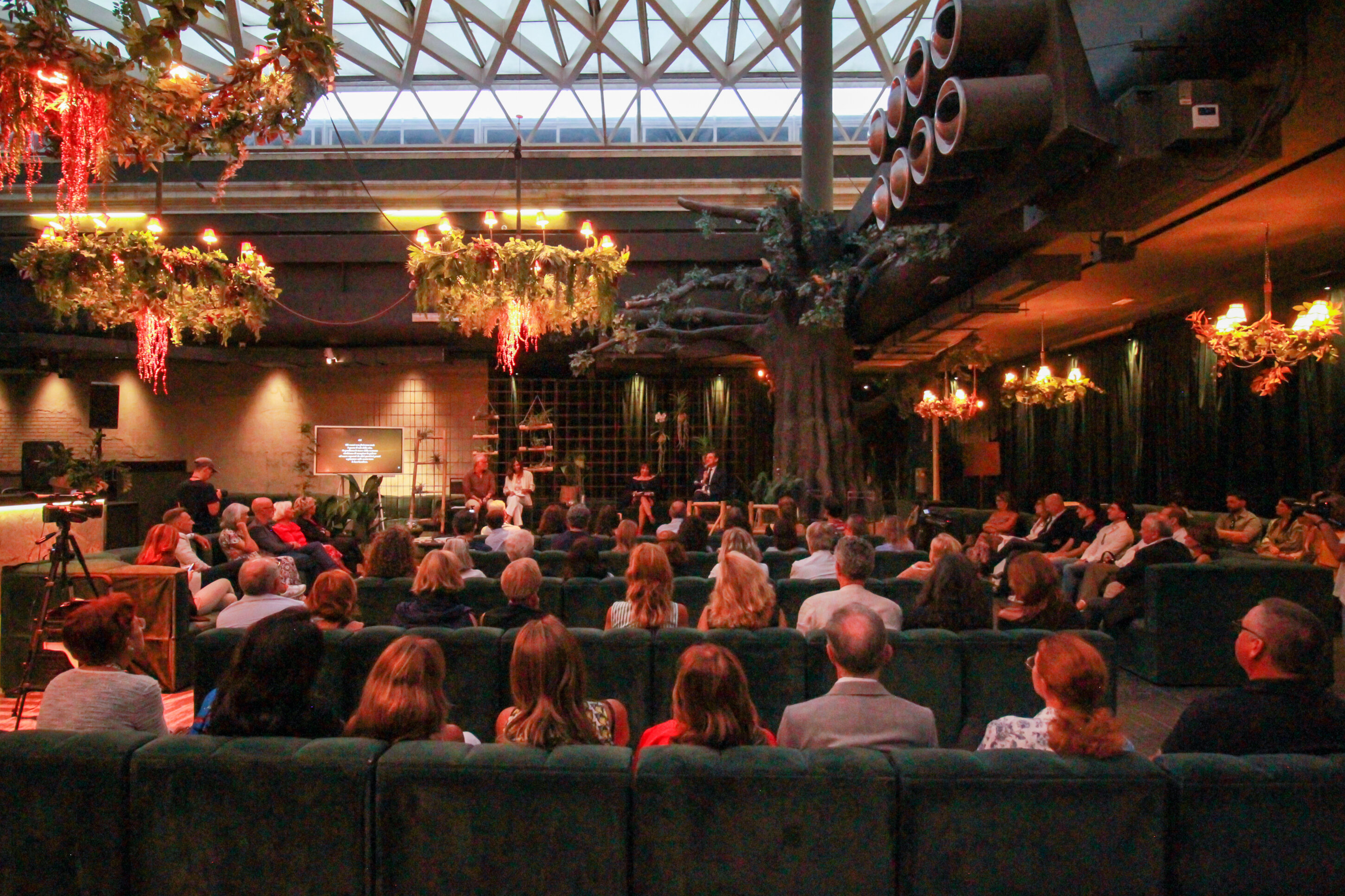 Il Catania Book Festival come spazio di incontro e contaminazione culturale Il Catania Book Festival come spazio di incontro e contaminazione culturale