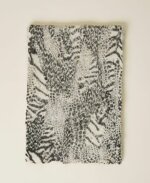 scarf-ta405c-st-animalier-patch-snowblack