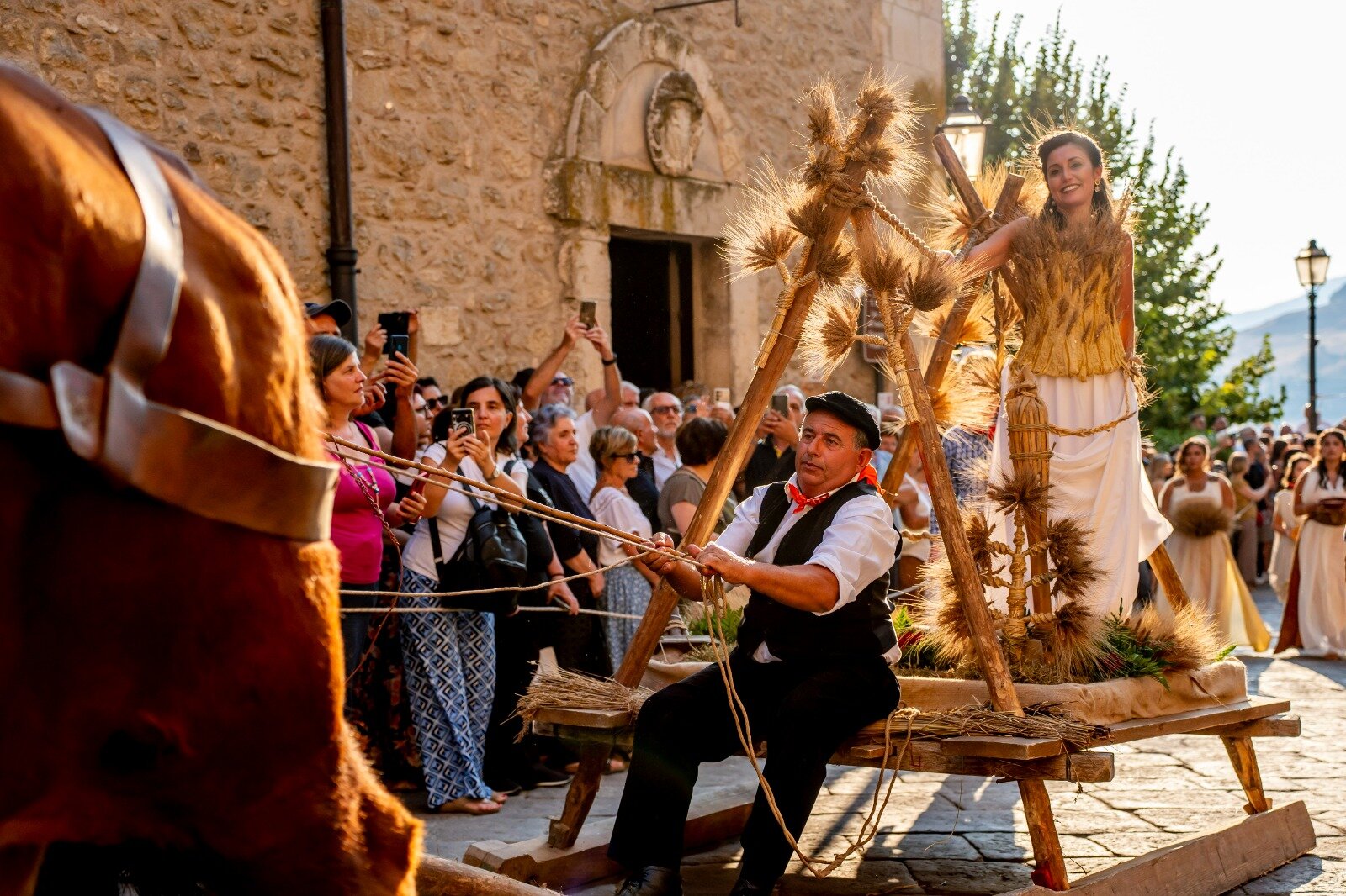 Gangi celebra la civiltà contadina: dall’1 al 9 agosto torna la Sagra della Spiga con il maestoso Corteo di Demetra