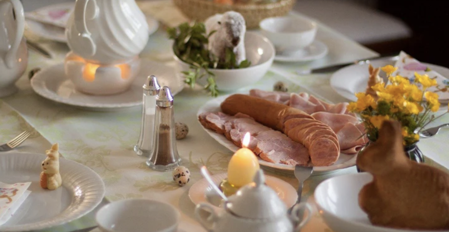 Pasqua in Sicilia, il menù della tradizione: dall’antipasto al vino, un rito che si rinnova a tavola