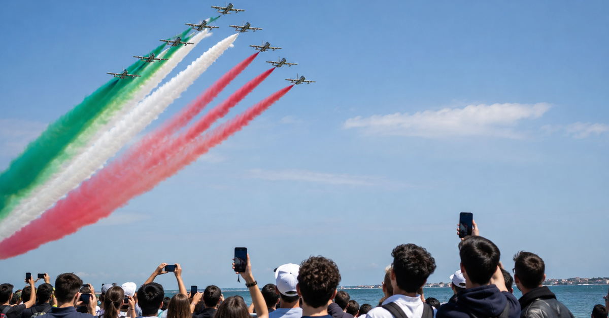 I giovani amano le Frecce Tricolori: perché lo spettacolo conquista le nuove generazioni I giovani amano le Frecce Tricolori: perché lo spettacolo conquista le nuove generazioni