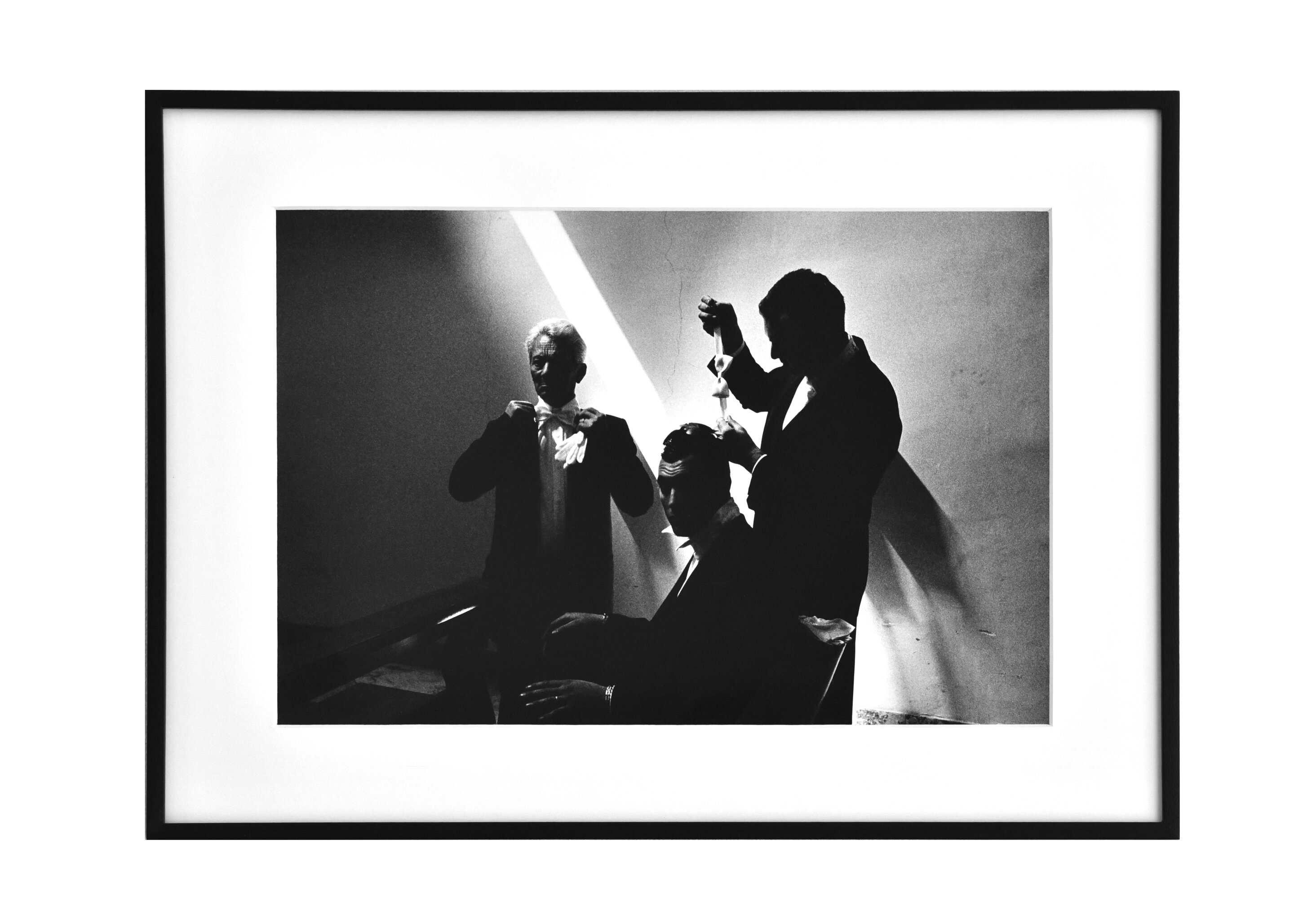 fabio-sgroi-death-and-return-to-life_the-holy-week-in-sicily-1996-stampa-alla-gelatina-ai-sali-dargento-30x40-cm-vintage-print.jpeg fabio-sgroi-death-and-return-to-life_the-holy-week-in-sicily-1996-stampa-alla-gelatina-ai-sali-dargento-30x40-cm-vintage-print.jpeg