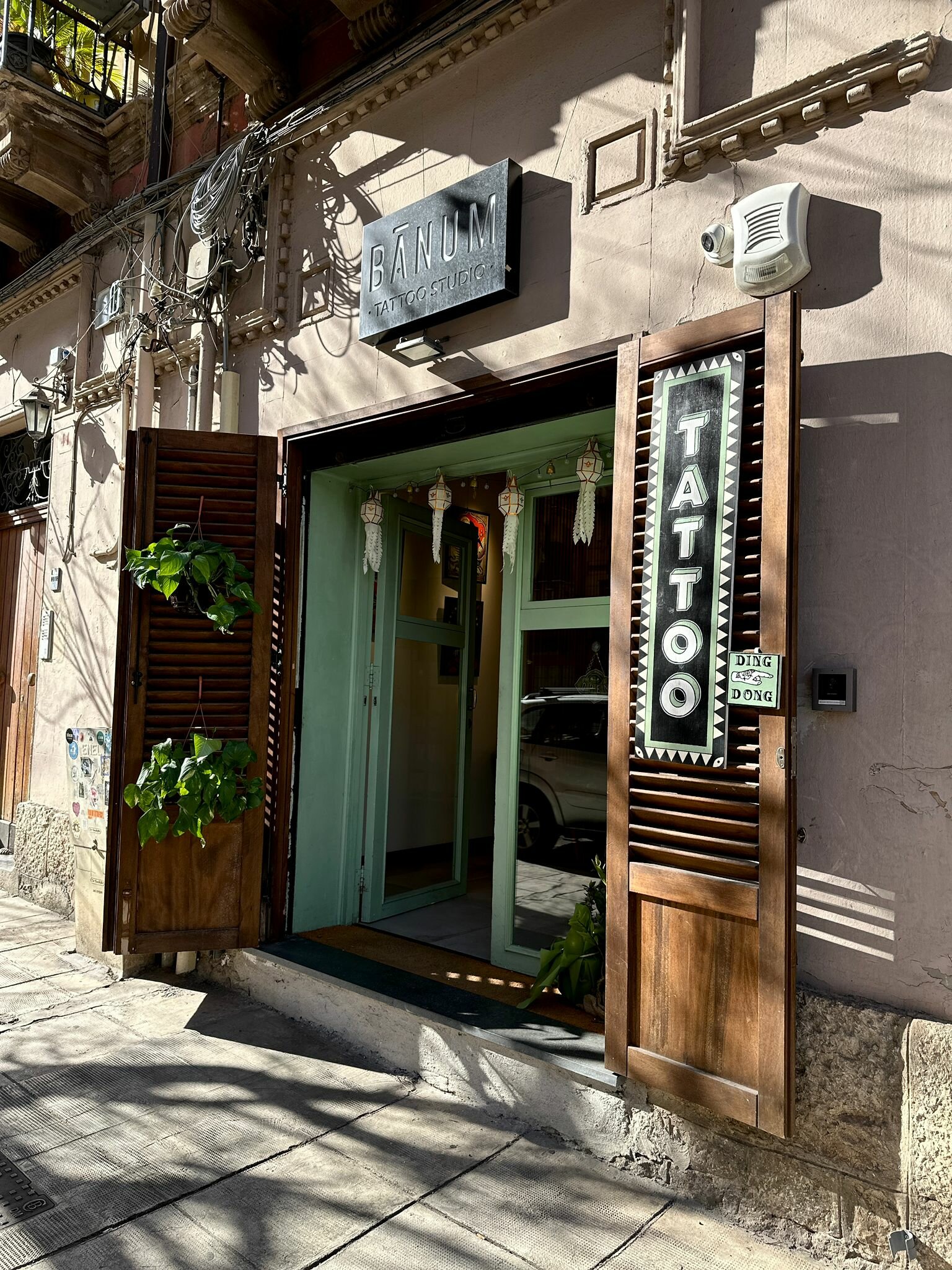 La piccola mostra di olio su tela di Igor Scalisi Palminteri