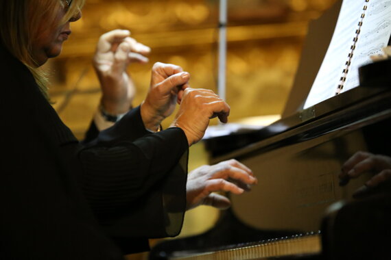 e030658f3075678349c695fe644af00529c54ef2