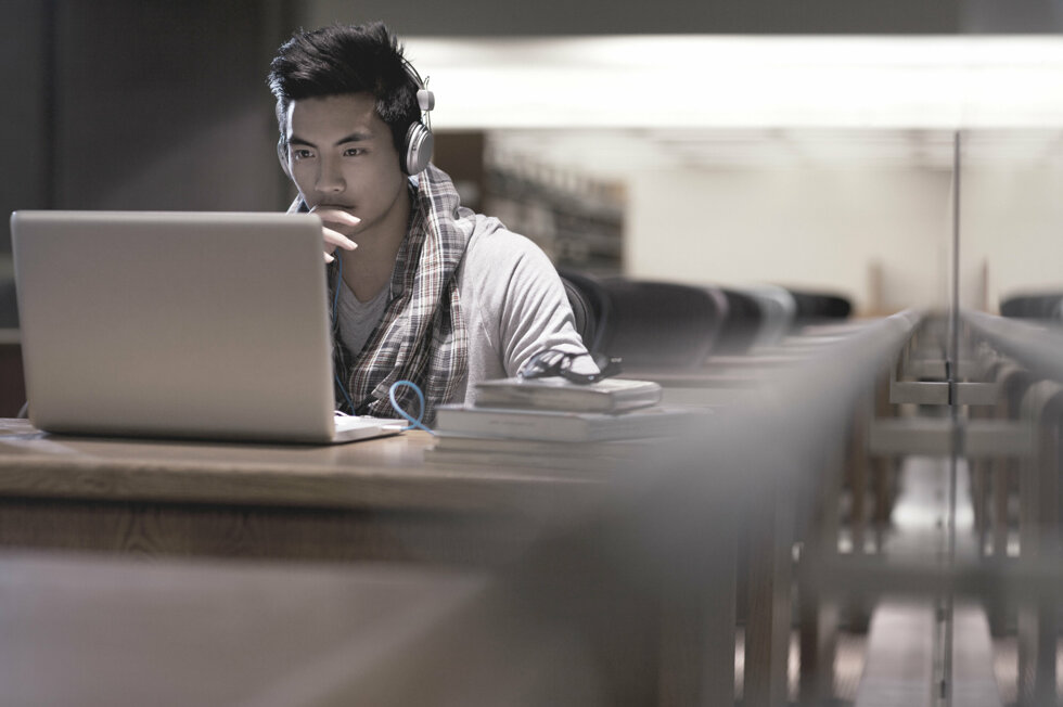 aa6c5cbeec6bf9ea193c1bcdafe2583e69f552ff