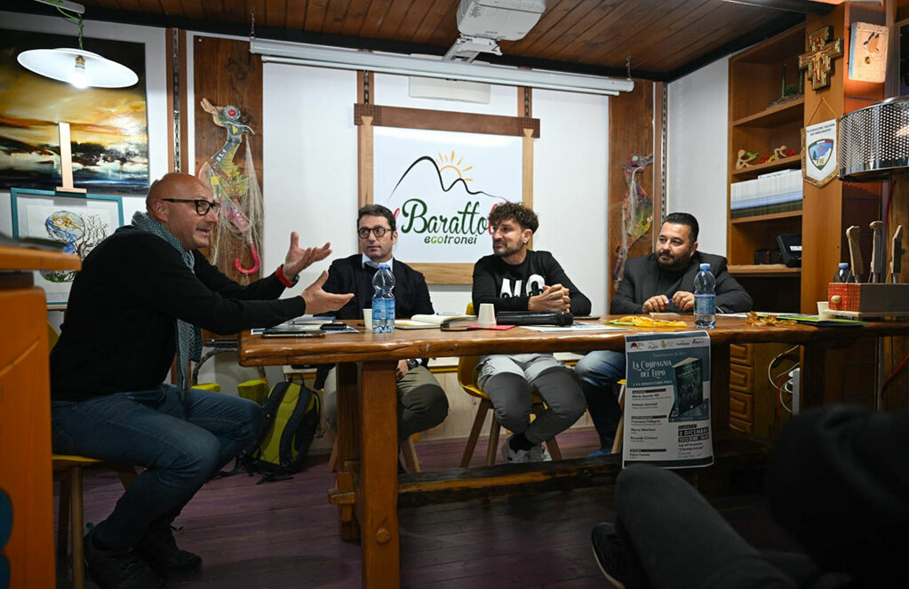 la-compagnia-del-lupo-presentazione6.jpeg la-compagnia-del-lupo-presentazione6.jpeg