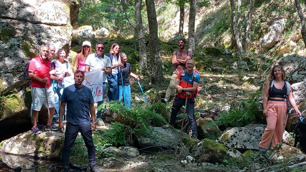 eyJpdCI6IkZpdW1lIEFtcG9sbGlubyJ9