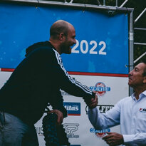 a6f29e_6d35c187526245d4ad7ba31f4fbc70cd~mv2