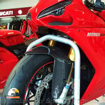 cavalletto-professionale-per-cannotto-di-sterzo-ducati-e-mv-agusta