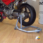 cavalletto-sposta-moto-per-moto-con-monobraccio