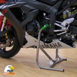 cavalletto-a-perno-per-yamaha-r1-e-r6-inox
