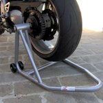 cavalletto-monobraccio-per-triumph
