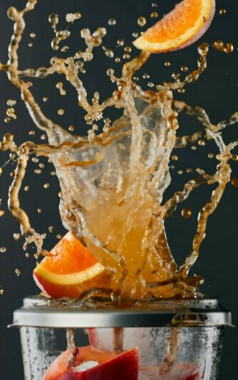 photograph-of-dynamic-splashes-of-fruit-nd-fruit.jpeg