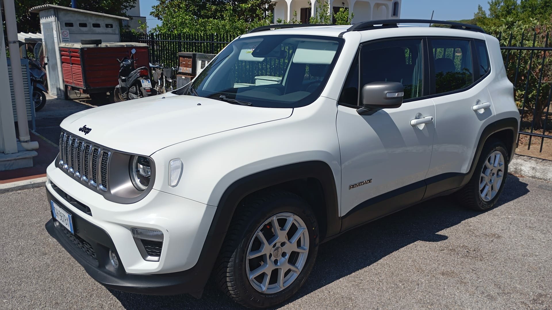 JEEP RENEGADE SUV