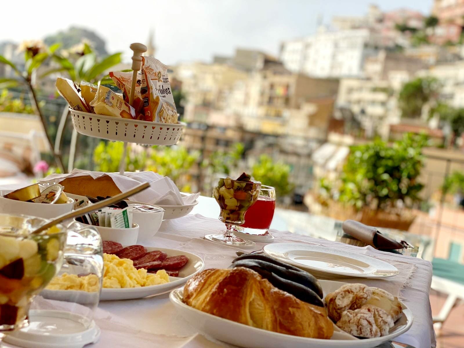 greco-home-taoxenia-taormina-breakfast.jpeg greco-home-taoxenia-taormina-breakfast.jpeg