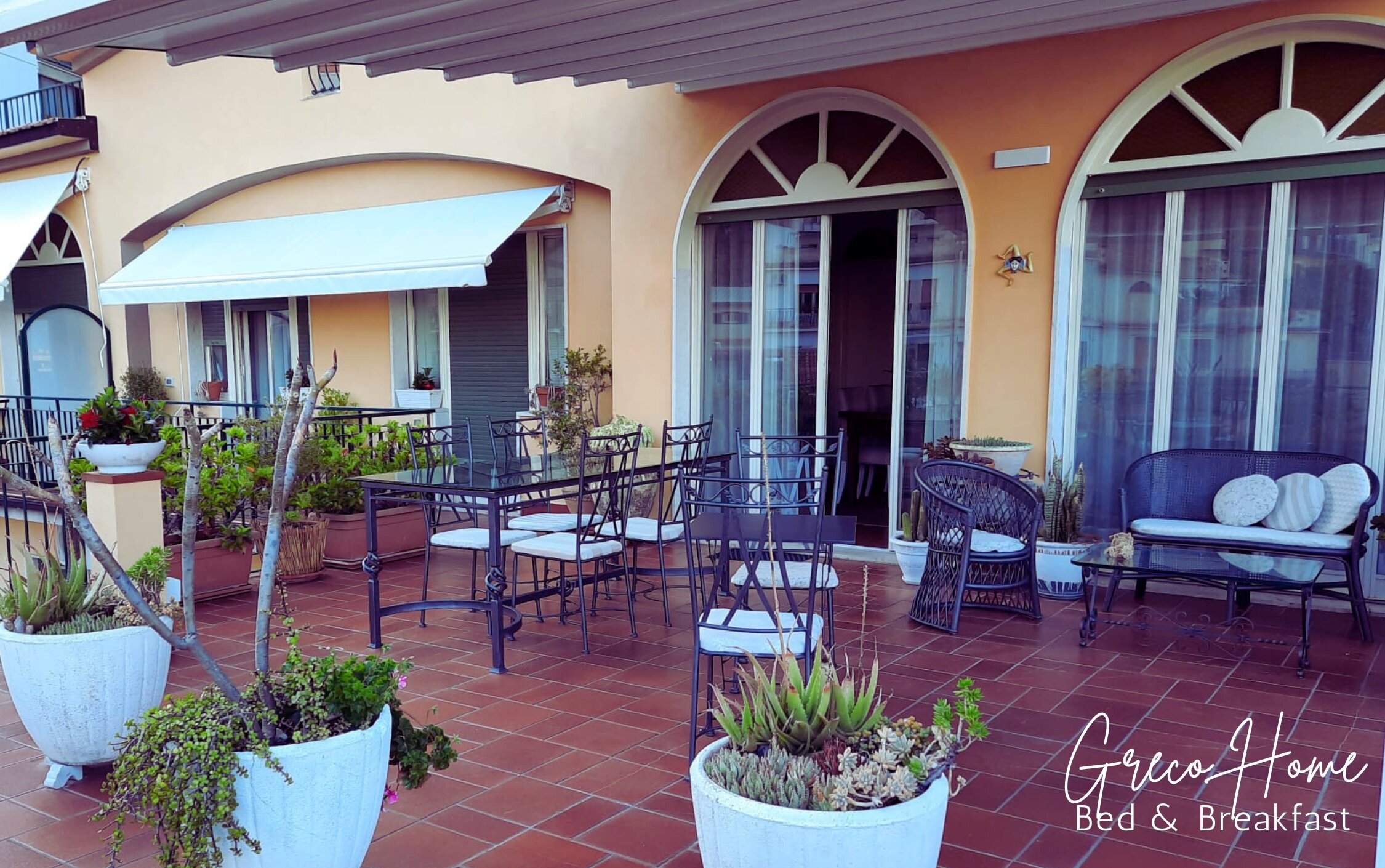 greco-home-taoxenia-taormina-terrace-(1).jpeg