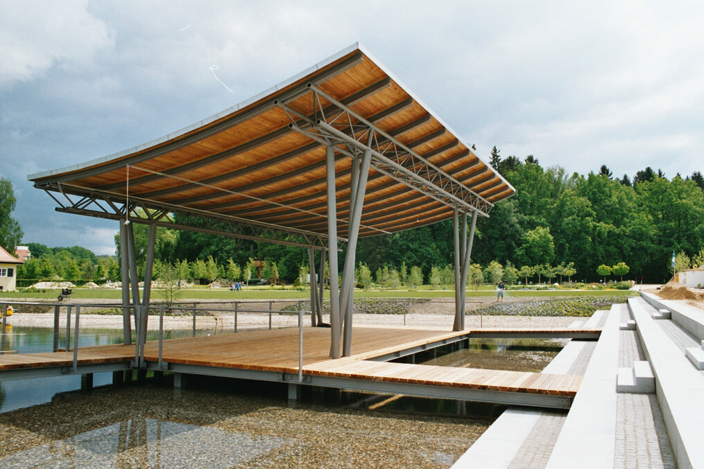 water-platform_01.jpeg water-platform_01.jpeg