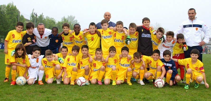 PULCINI 2005 STAGIONE 2014-15 (due squadre)
