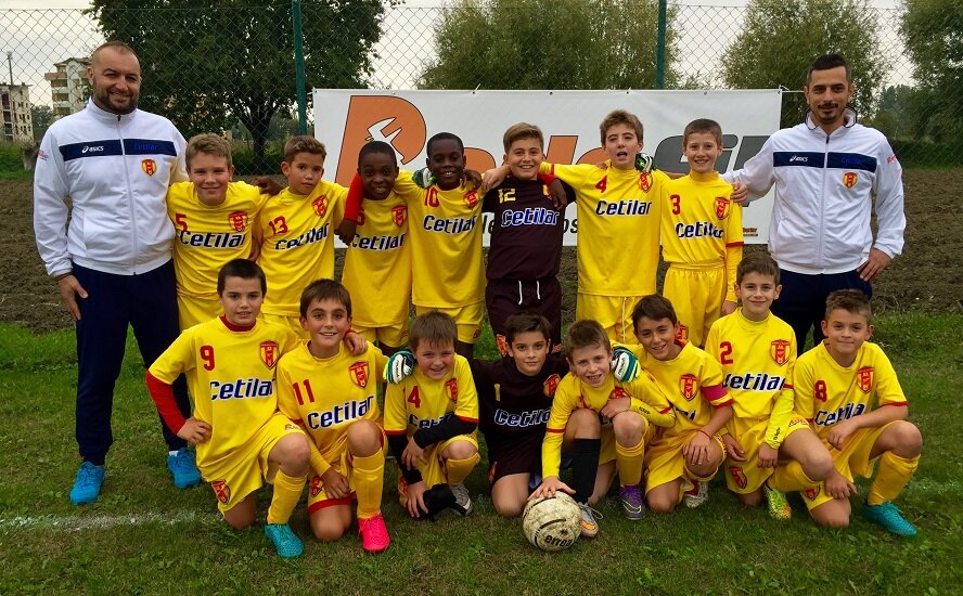 PULCINI 2005 (GIALLI) STAGIONE 2015-16