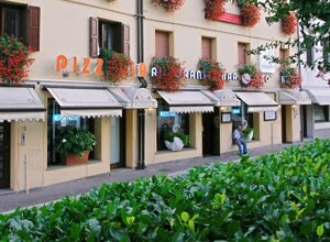 parcheggio.jpeg parcheggio.jpeg