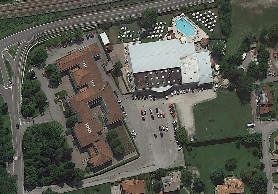 e04526_a44f6c78045f4d2299a4646890b02a3c~mv2