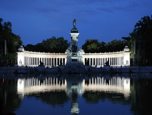 b2d62d72735cd42719fa1d40210818041f1cb5ec