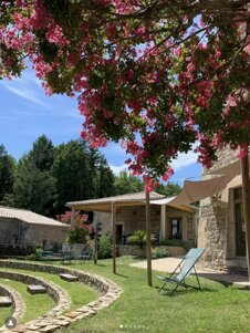 042ae794402cbb4cc497d04e15356c2ee8401985