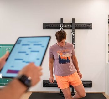RETURN TO SPORT TESTUNG VON HEALTH AND MOTION CHRISTOPH WENZEL