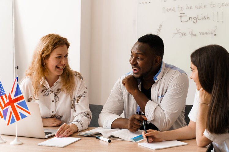 online-multiethnic-attractive-group-teachers-study-laught-discuss-something.jpeg online-multiethnic-attractive-group-teachers-study-laught-discuss-something.jpeg