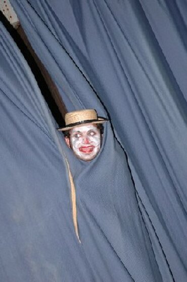 6230378_clown_ridimensionare.jpeg