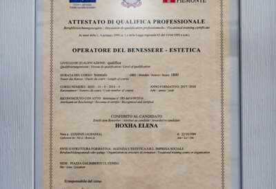Attestato di operatore del benessere di Elena Hoxha emesso da Regione Piemonte