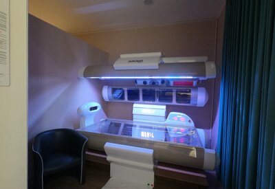 lettino abbronzante ad alta pressione illuminato