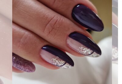unghie decorate con blu argento e glitter