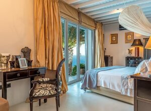 bedroomvillamykonos.jpeg
