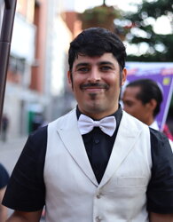carlos-verdin-cirque-nacho-con-del-salsa-montreal%20(2).jpeg