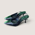 decollete-slingback-nero-con-punta-metallica-divine-follie